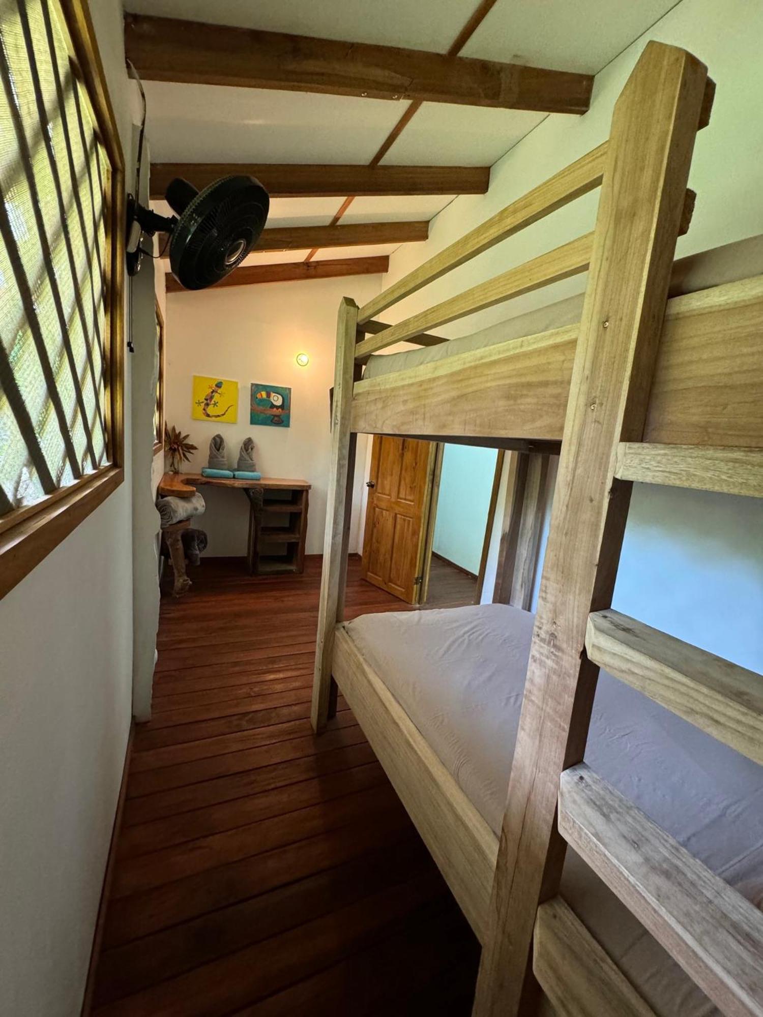 Passion Fruit Lodge Cahuita Exterior foto