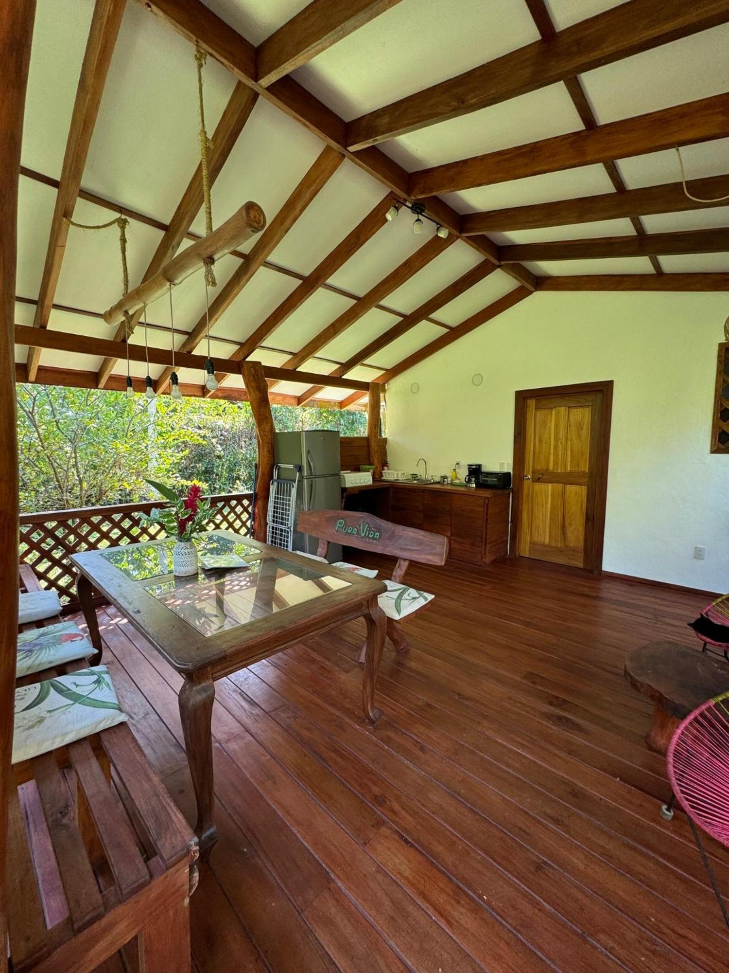 Passion Fruit Lodge Cahuita Exterior foto