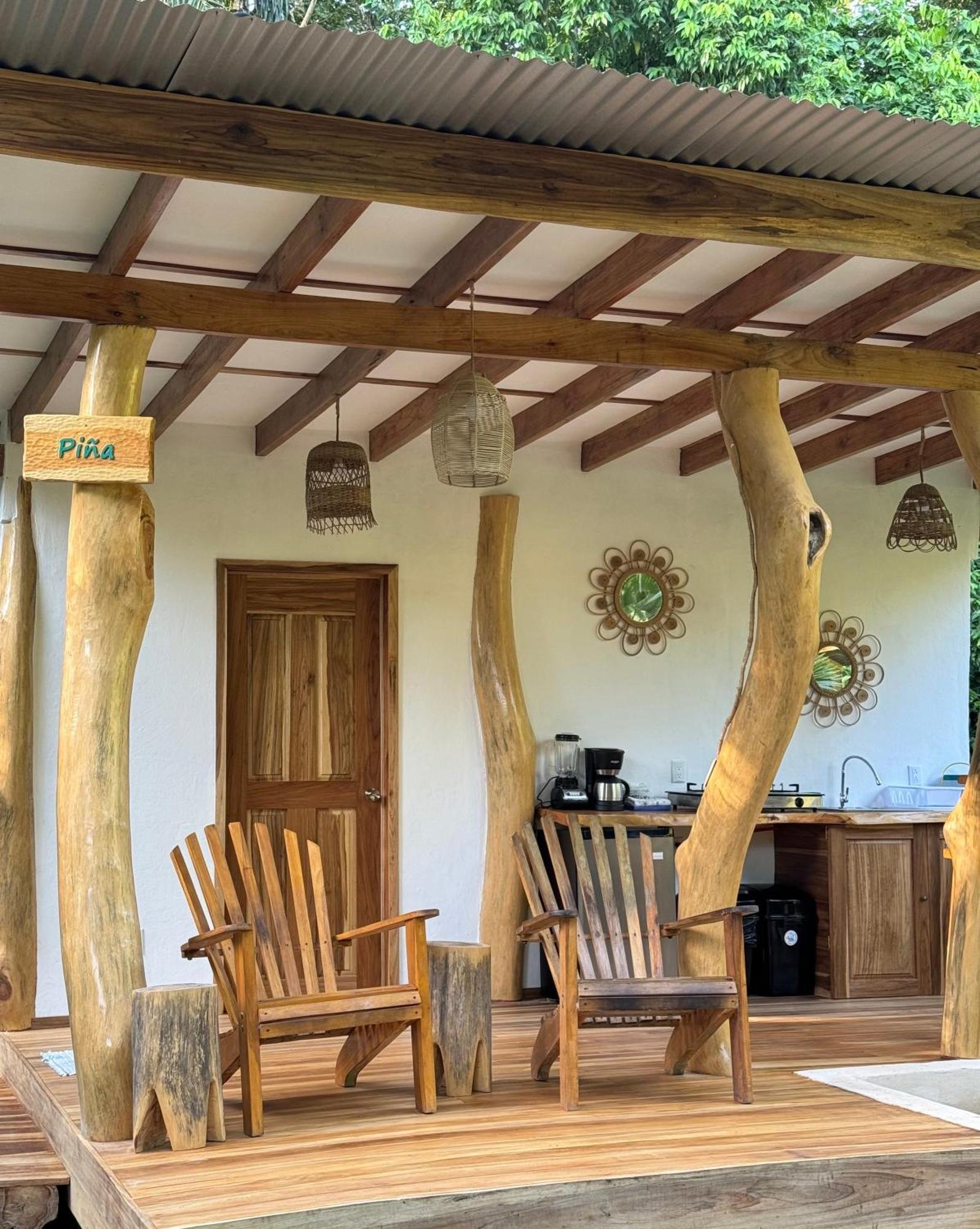 Passion Fruit Lodge Cahuita Exterior foto