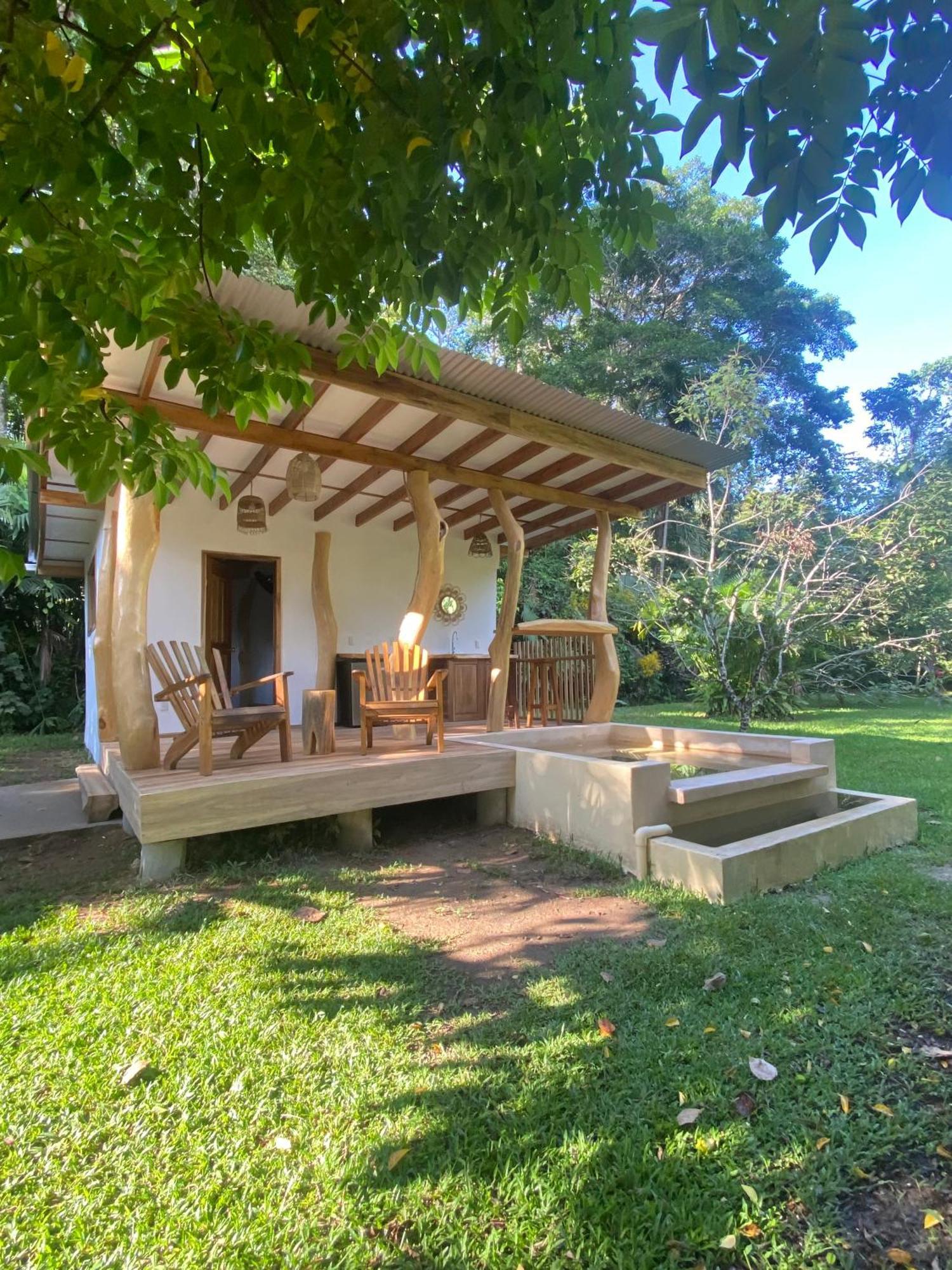 Passion Fruit Lodge Cahuita Exterior foto