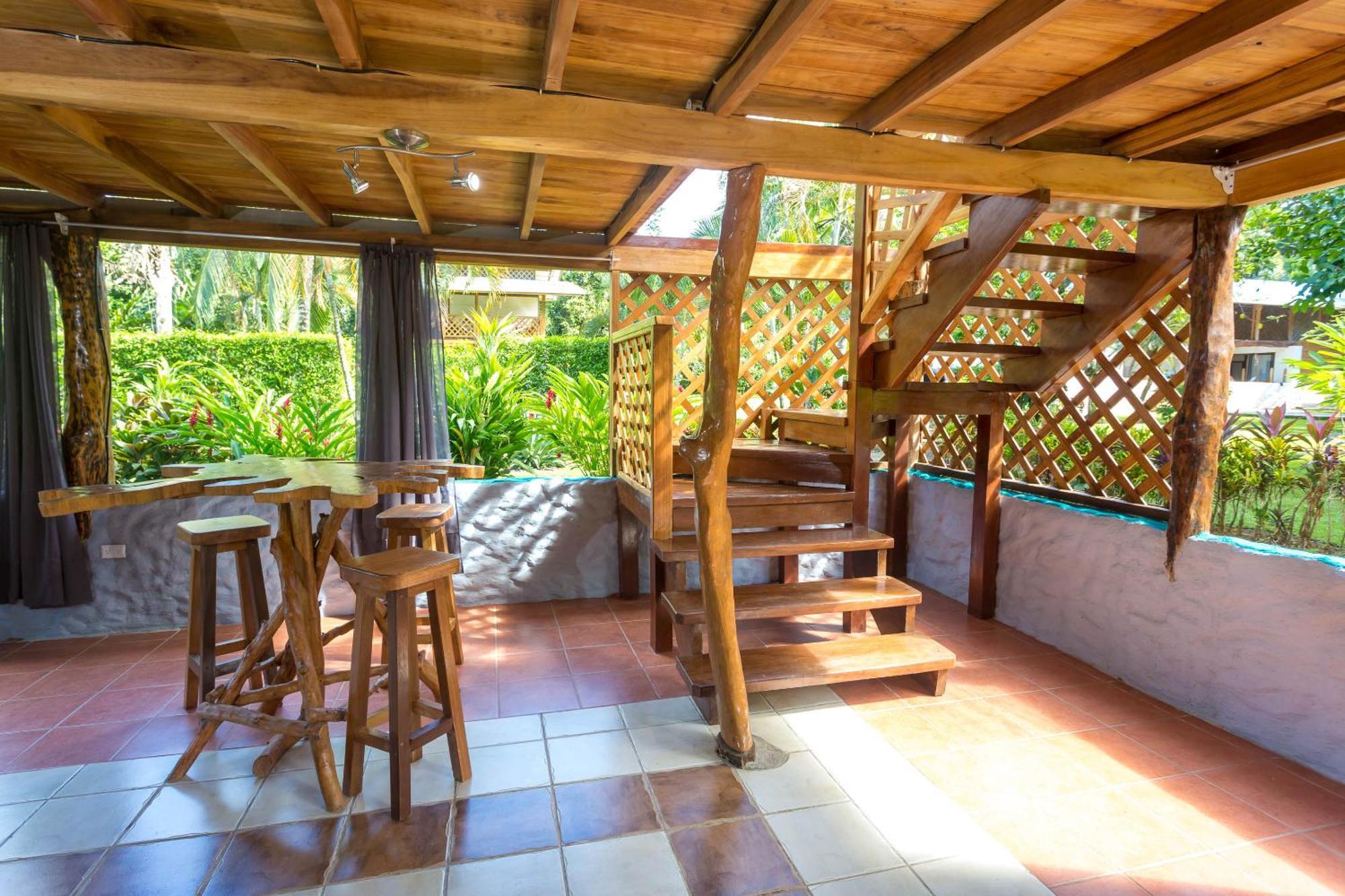 Passion Fruit Lodge Cahuita Exterior foto