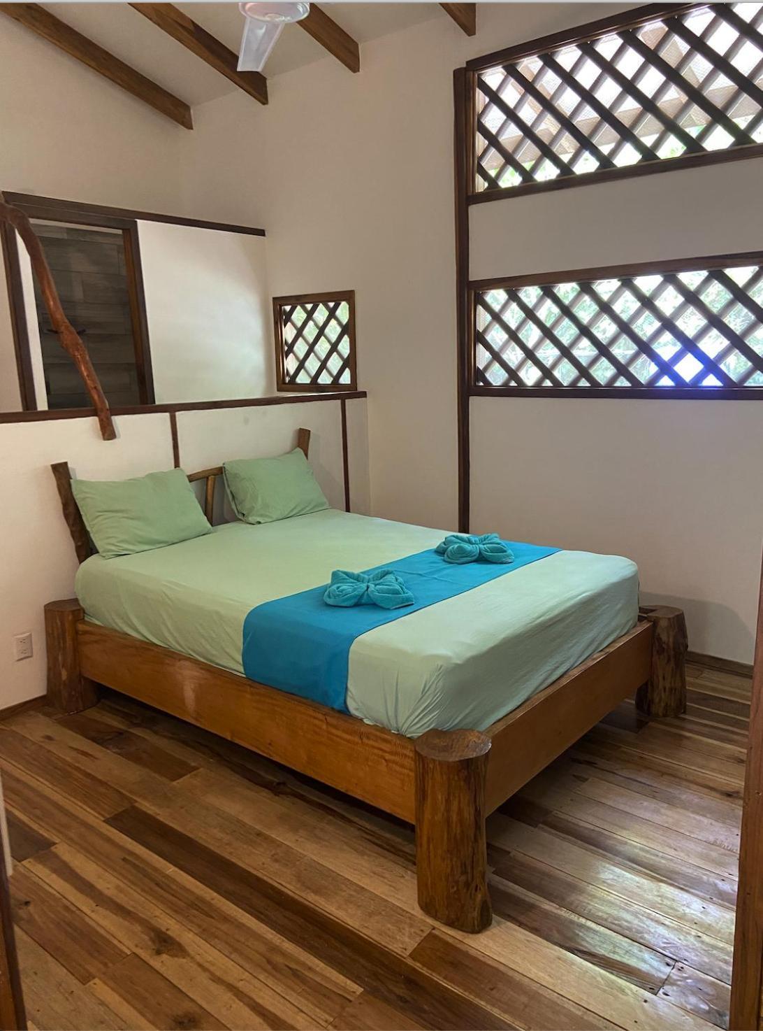 Passion Fruit Lodge Cahuita Exterior foto