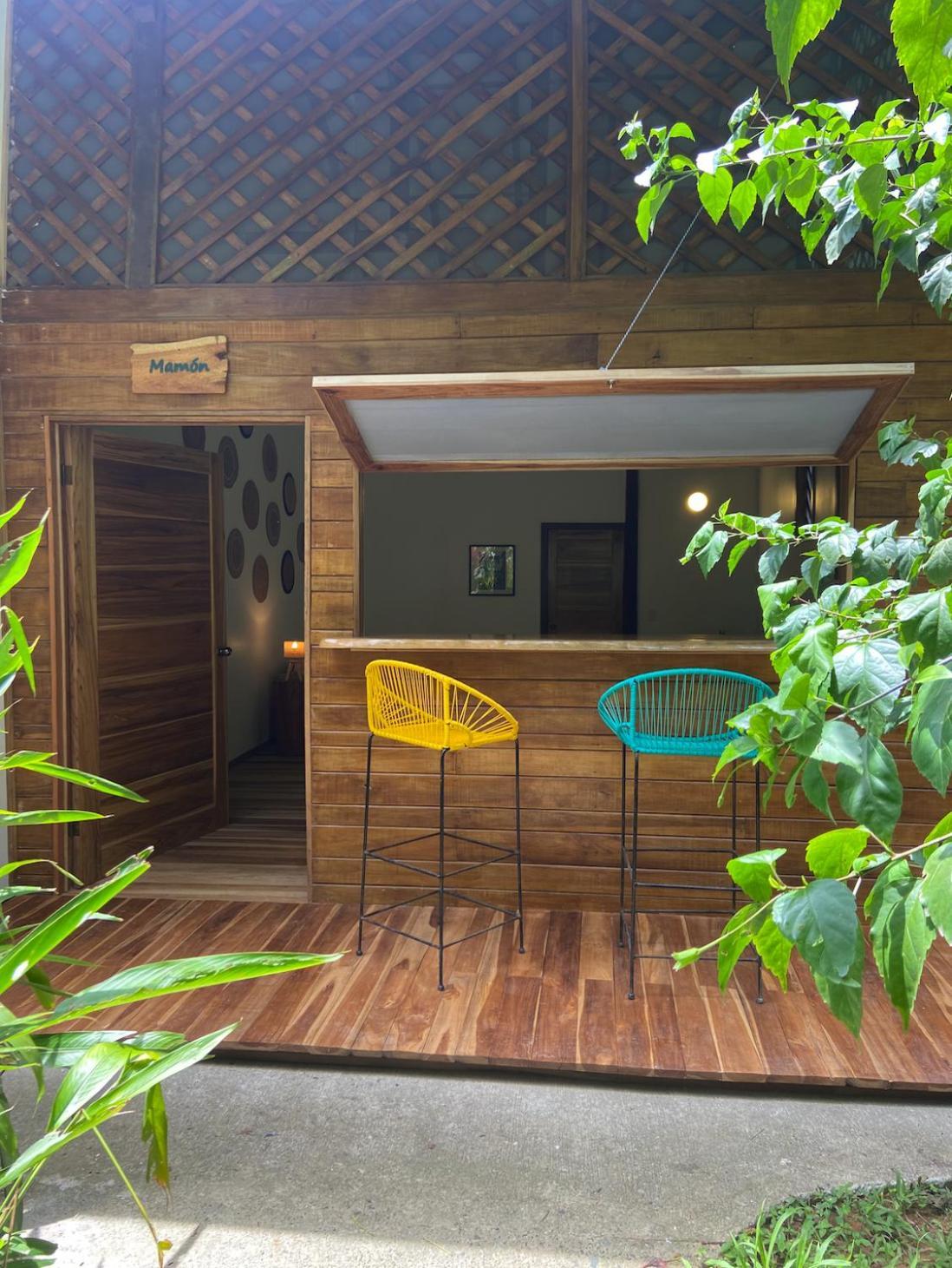 Passion Fruit Lodge Cahuita Exterior foto
